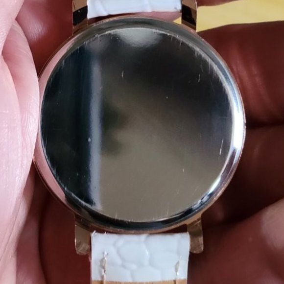 MxRe Rhinestone Watch - Picture 4 of 4